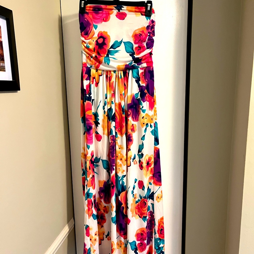 Beautiful Floral Strapless Maxi Dress Size Small